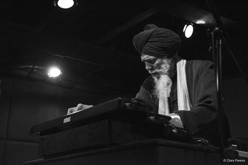 Dr Lonnie Smith